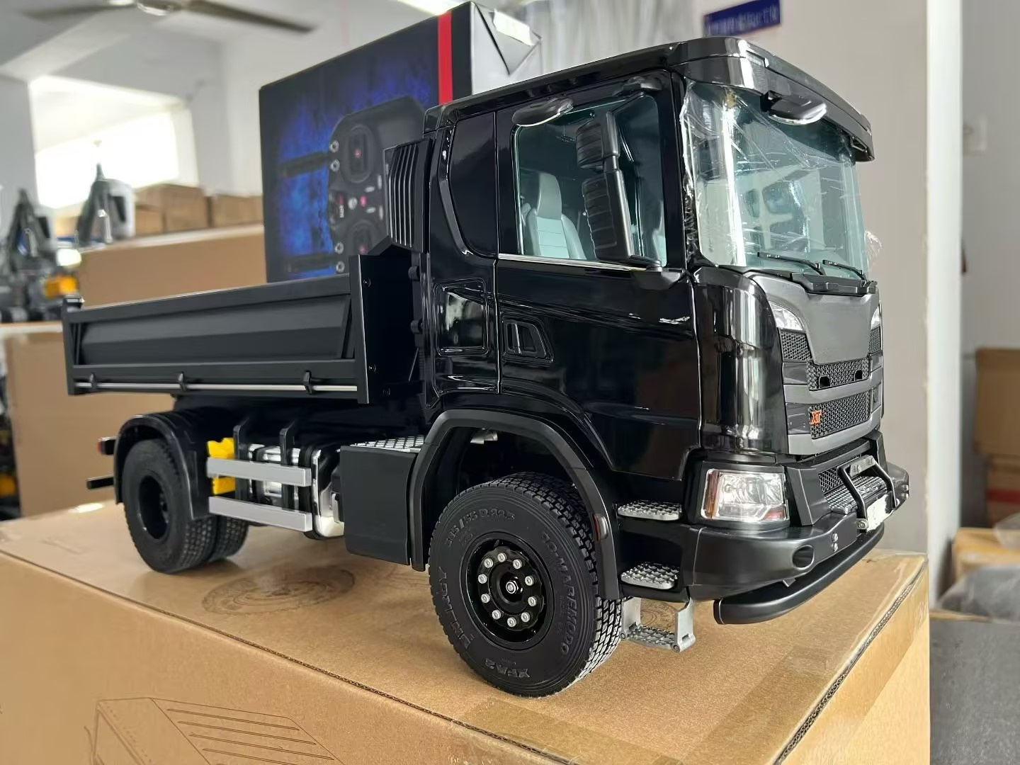 Novo Caminhão Basculante RC 1/ - Rc Roc Hobby avaliação e preço